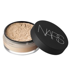 Nars Soft Velvet Loose Powder in Desert